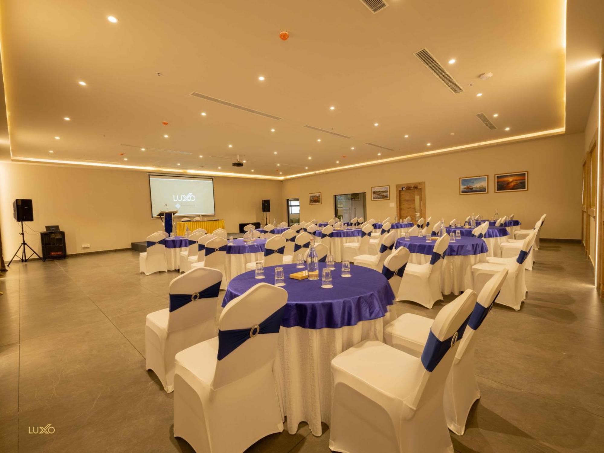 Luxo Kochi Exterior foto